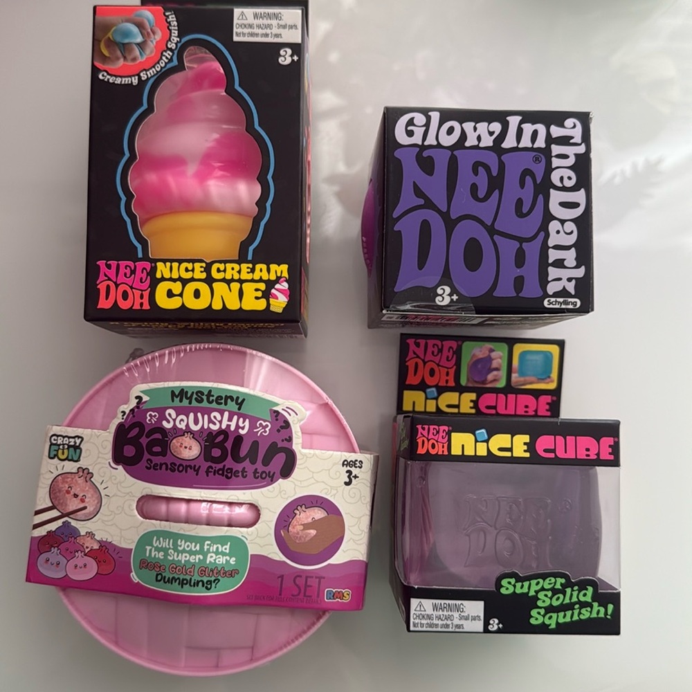 Nee-Doh Bundle + Dumpling